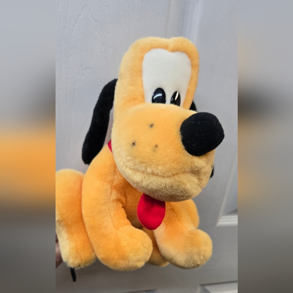 VINTAGE Walt Disney World NICE CLASSIC PLUTO DOG 9" Plush Stuffed Animal Toy